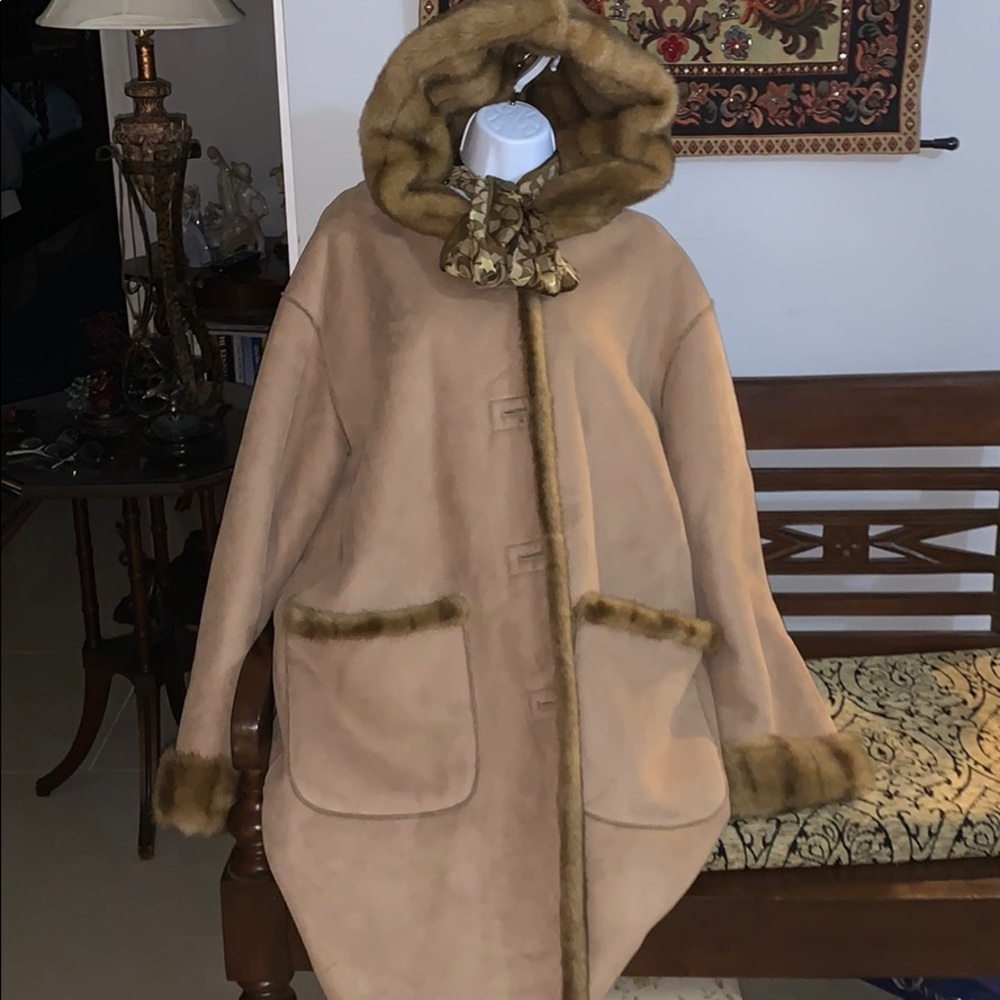 JONES NEW YORK REVERSIBLE FAUX FUR COAT